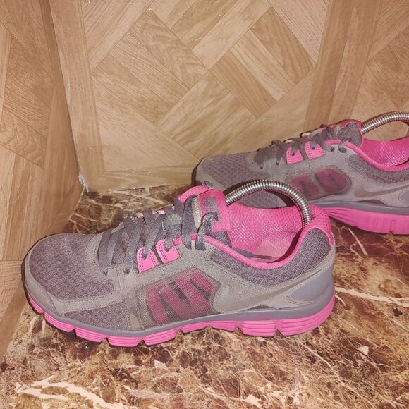 Nike women's Dual fusion St 2 running shoes gray size 8.5. A60 - Picture 5 of 11